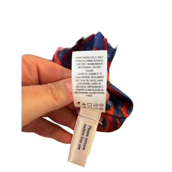 NWT Lucky Brand Red Blue Geometric VNeck Blouse Silk ShortSleeve Large - Picture 5 of 9